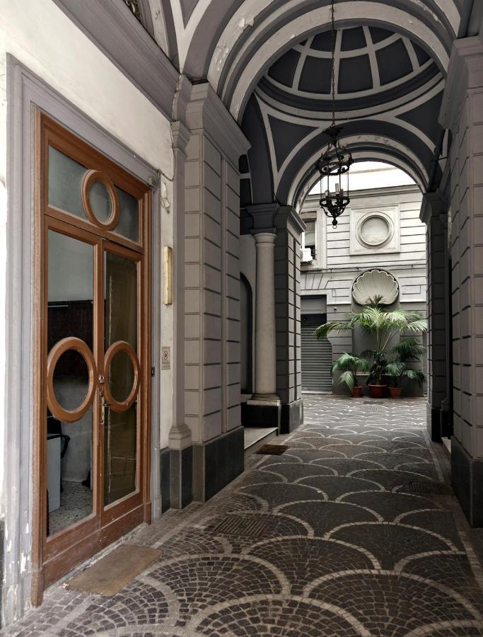 Elegant Apartment At Chiaia By Wonderful Italy Νάπολη Εξωτερικό φωτογραφία