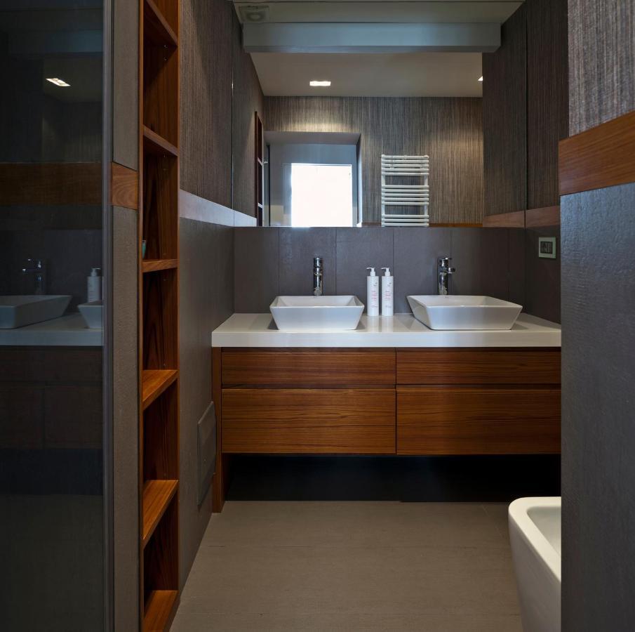 Elegant Apartment At Chiaia By Wonderful Italy Νάπολη Εξωτερικό φωτογραφία
